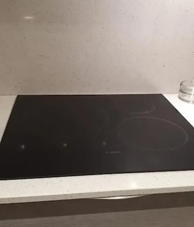 Avec Piscine Chauffee Entre Terre Et וילה *